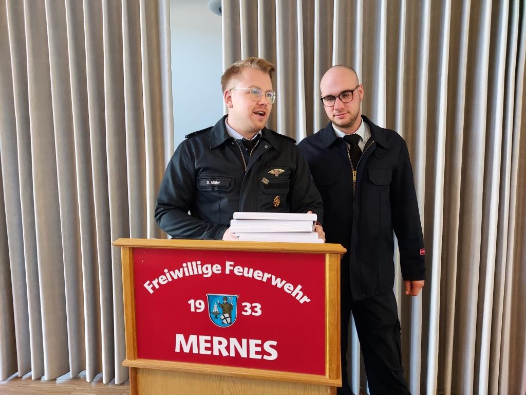 FF Mernes Kirchgang 2022 030