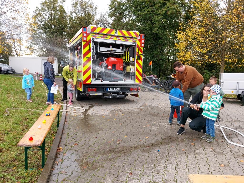 Einweihung Feuerwehrhaus und TSF W Katholisch Willenroth 2022 034