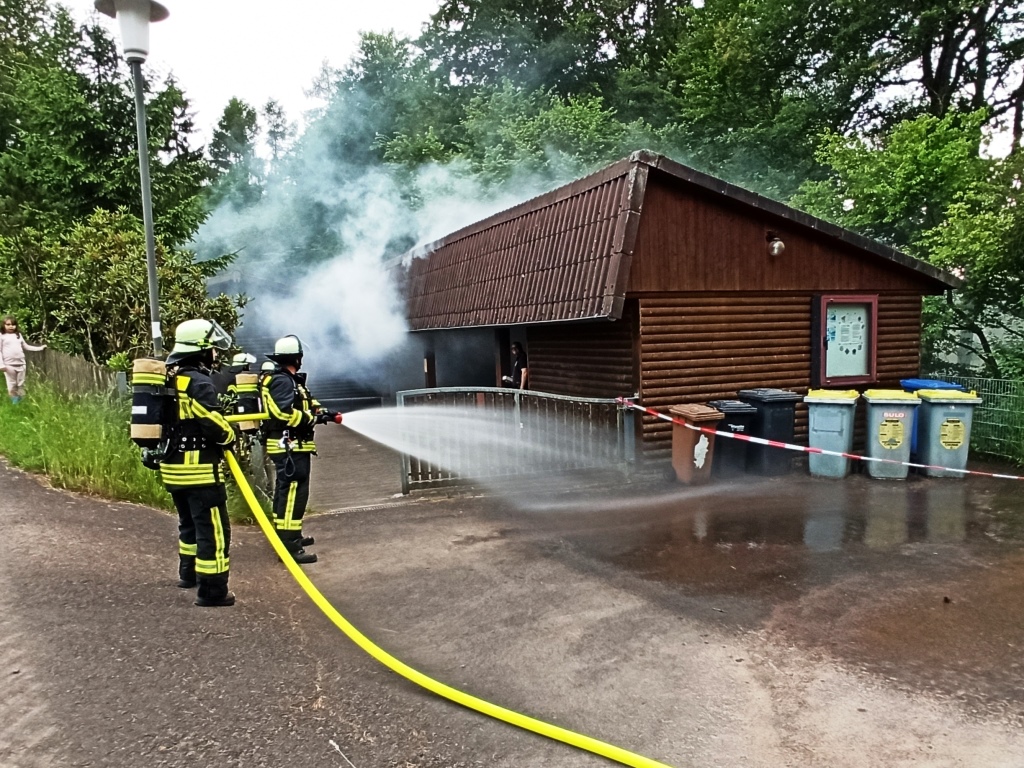 FF BSS Alarmuebung Blockhaus Ahl 2024 028