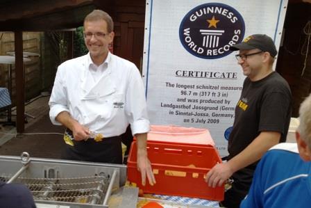 Benefiz Schnitzel 2016 003