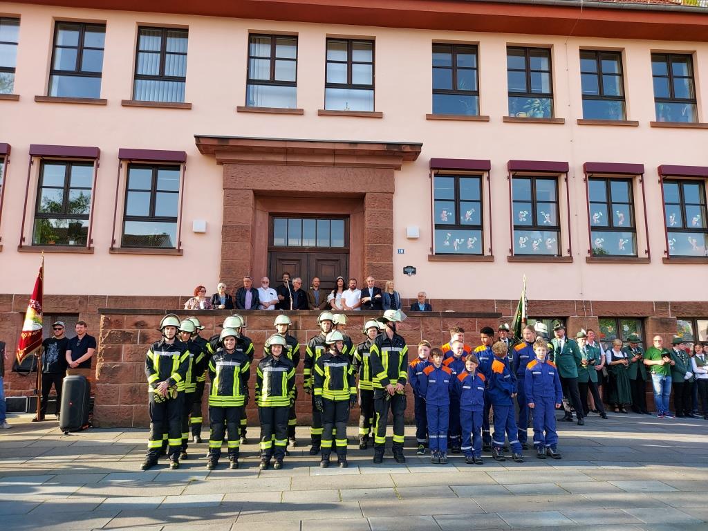 FF Bad Soden Maibaum Aufstellen 2024 018