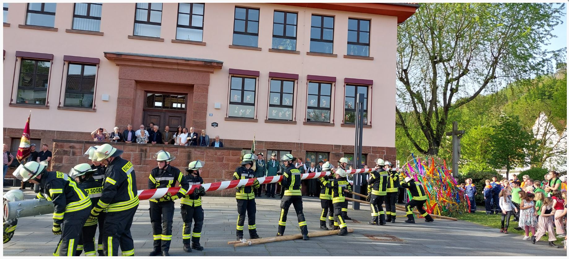 FF Bad Soden Maibaum Aufstellen 2024 029