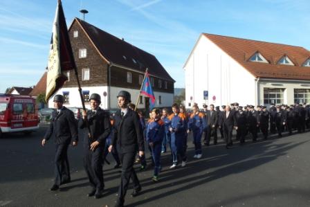FF_Huttengrund_-_Kirchgang_2014-001