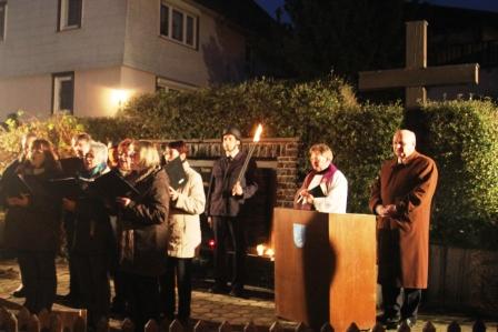 FF_Huttengrund_-_Volkstrauertag_2012-001