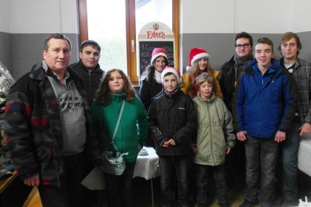 FF_Katholisch-Willenroth_-_Adventsmarkt_2013-001