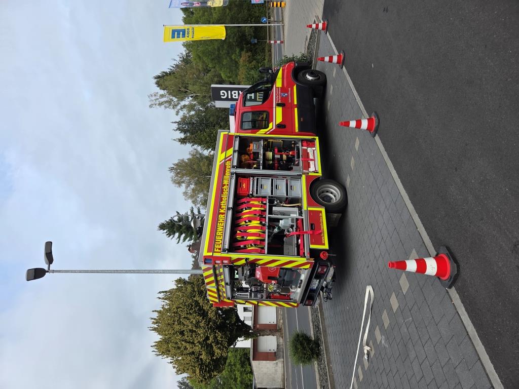 2026 09 12 FF Katholisch Willenroth Grillaktion Edeka 2026 003