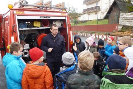 FF_Kerbersdorf_-_Grundschule_2014-002