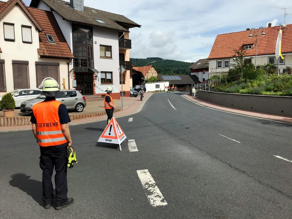 FF Mernes Absciherung Fronleichnam Prozession 2019 001