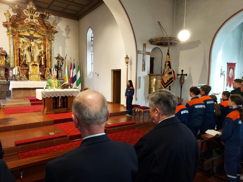 FF Mernes Kirchgang 2024 009