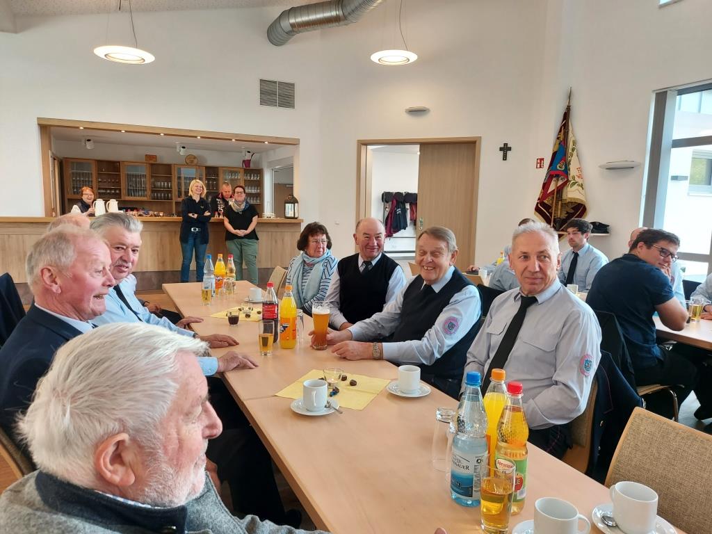 FF Mernes Kirchgang 2022 020