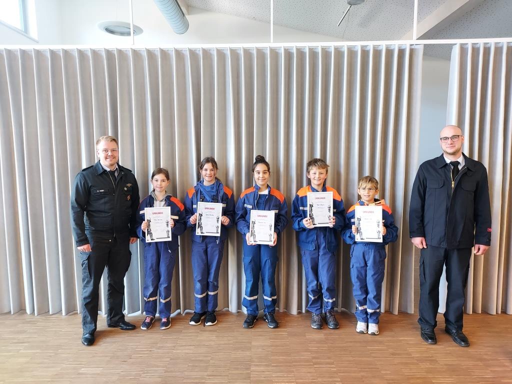 FF Mernes Kirchgang 2022 031