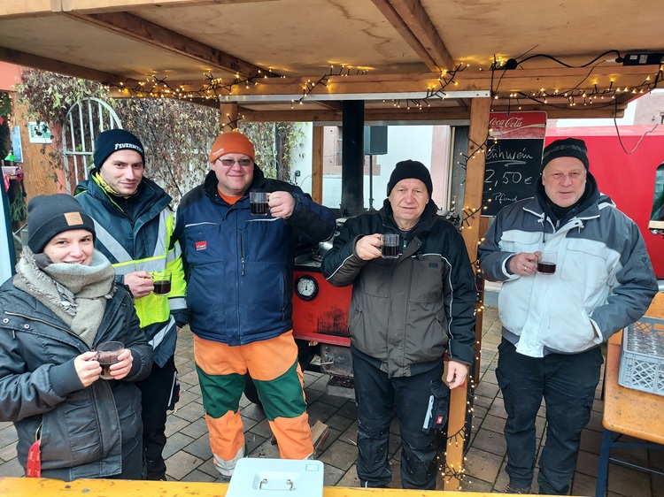 2025 12 06 FF Salmuenster Adventsmarkt 2025 004