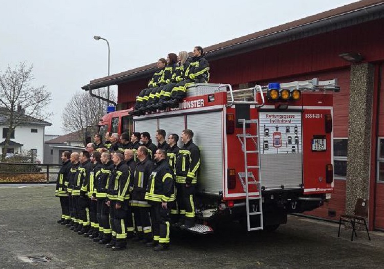 2025 11 09 FF Salmuenster 100 Jahre Fototermin 2 2025 003