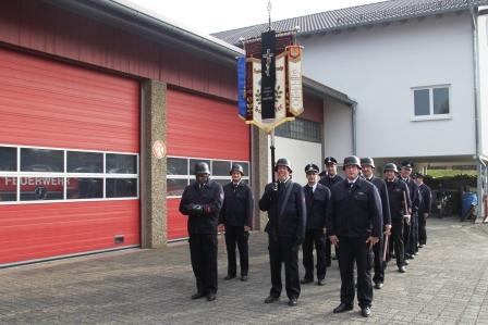 FF_Salmuenster_-_Volkstrauertag_2012-001