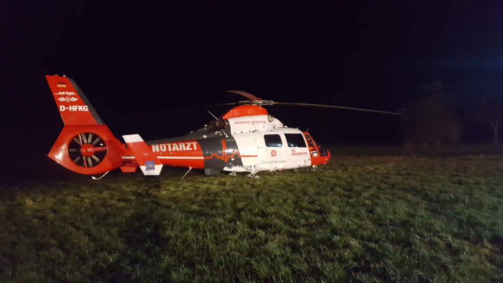H 1 Ausleuchten Landung Rettungshubschrauber 2018 011