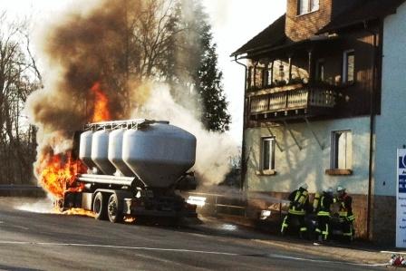 Lkw-Brand_2015-002