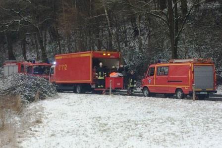 Oel auf Gewaesser 2017 004