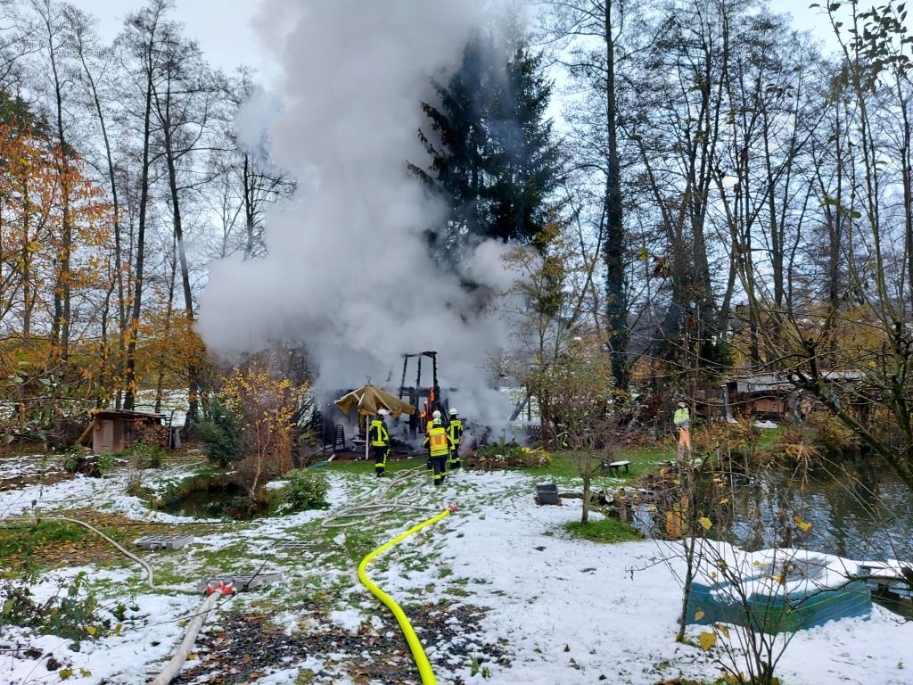 F 2 Brand Gartenhuette 2022 034