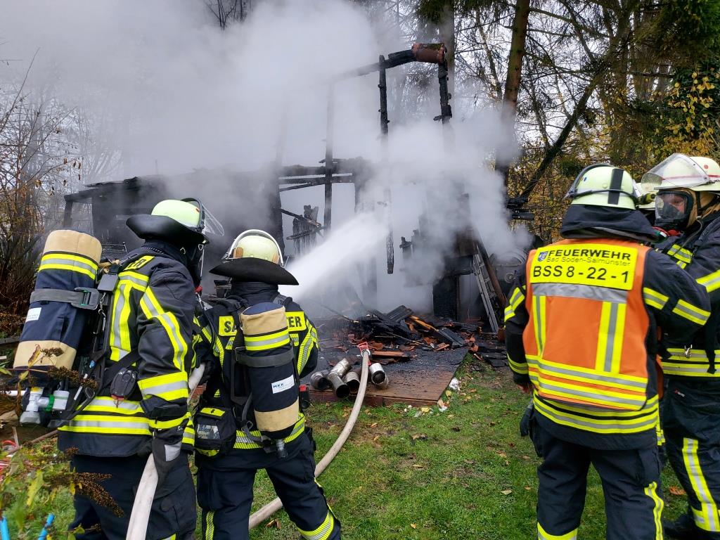 F 2 Brand Gartenhuette 2022 051