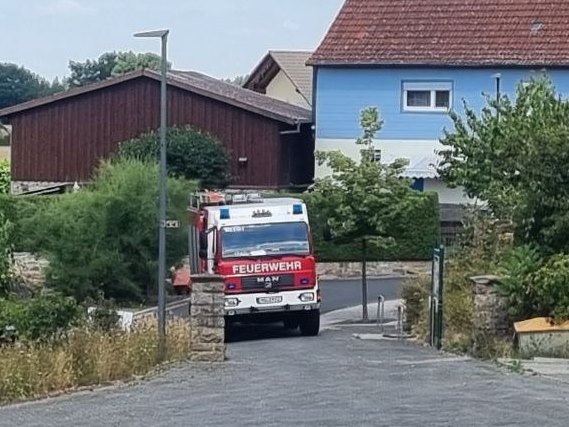 F 1 Flaechenbrand Feld 2022 010