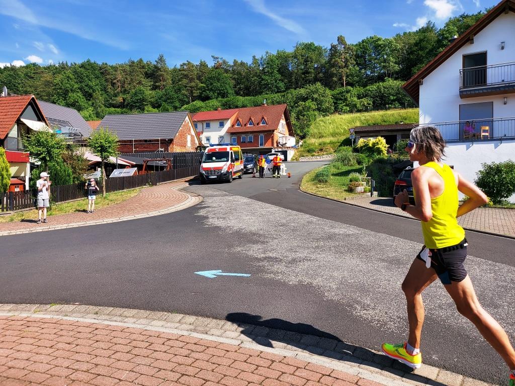 Absicherung Brueder Grimm Lauf 2022 010