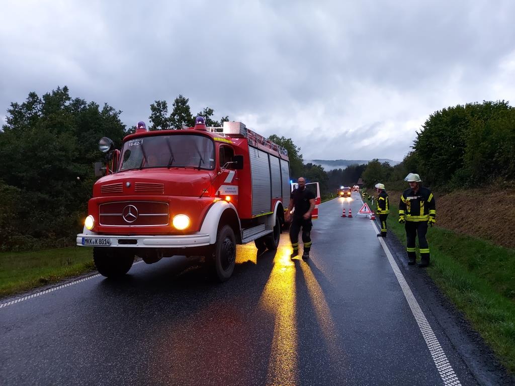 H 1 Schlamm auf Strasse 2022 020
