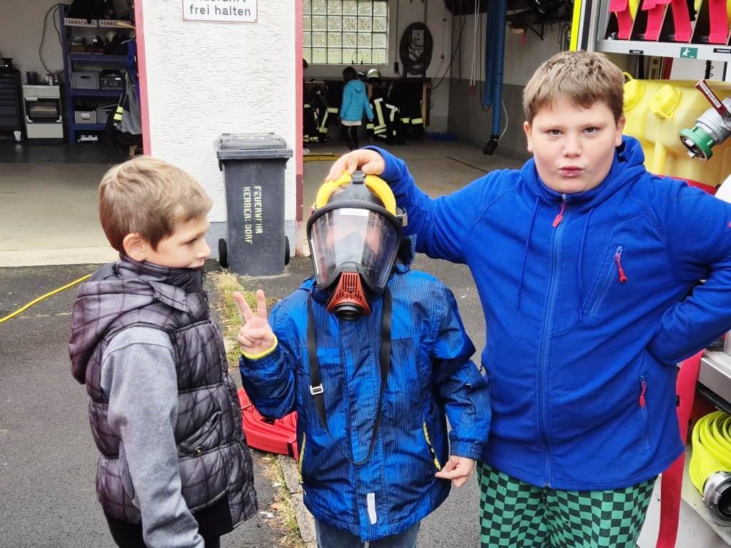 FF Kerbersdorf Brandschutzerziehung Grundschule Kerbersdorf 2024 018