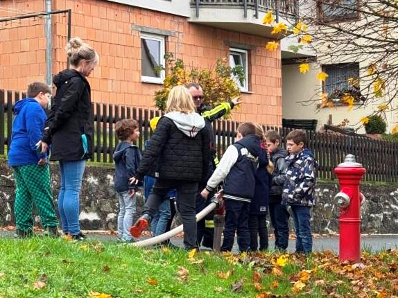 FF Kerbersdorf Brandschutzerziehung Grundschule Kerbersdorf 2024 020