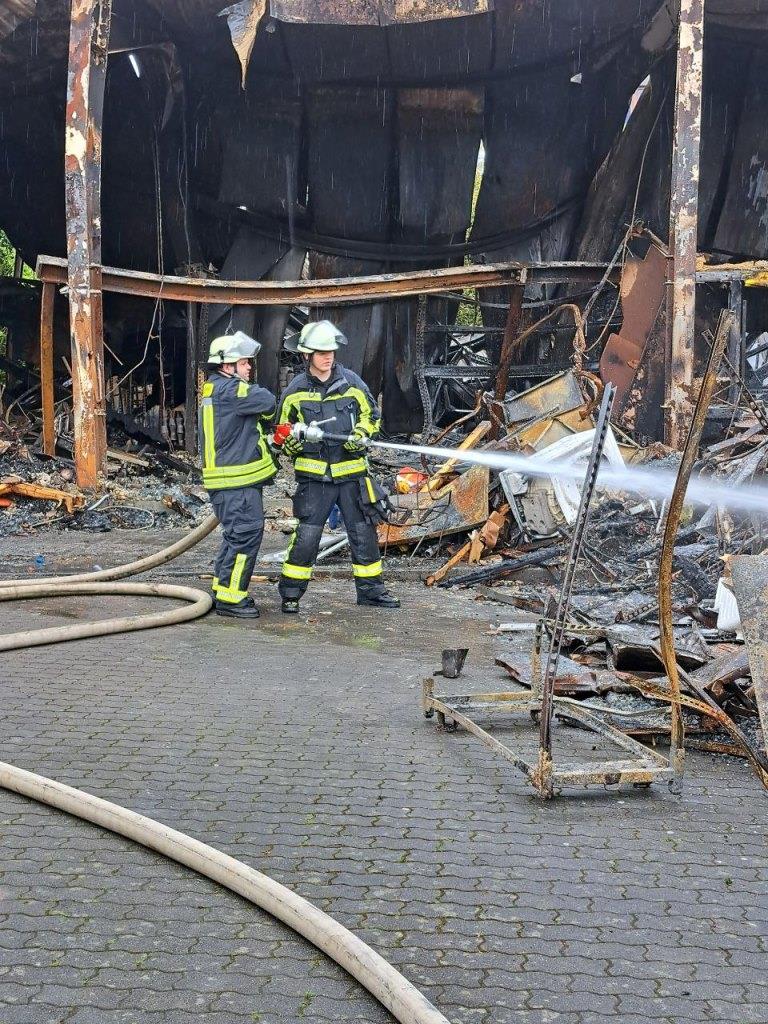 F 3 Brand Industriehalle 2024 073