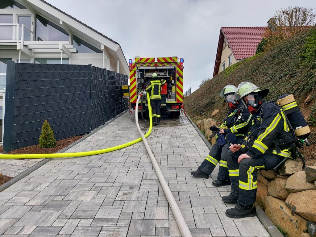 F 2 Brand in Wohnhaus 2024 013
