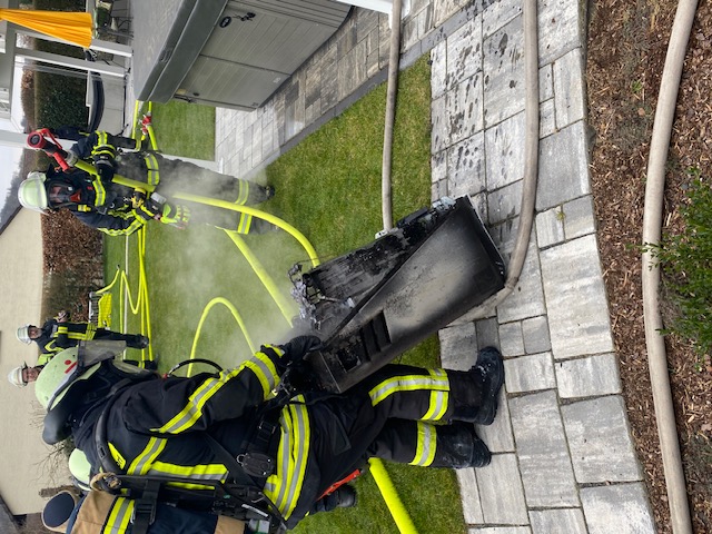 F 2 Brand in Wohnhaus 2024 041
