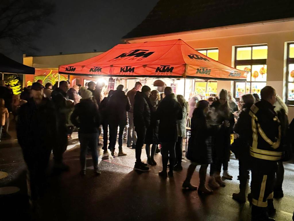 FF Kerbersdorf Sankt Martins Umzug 2024 001