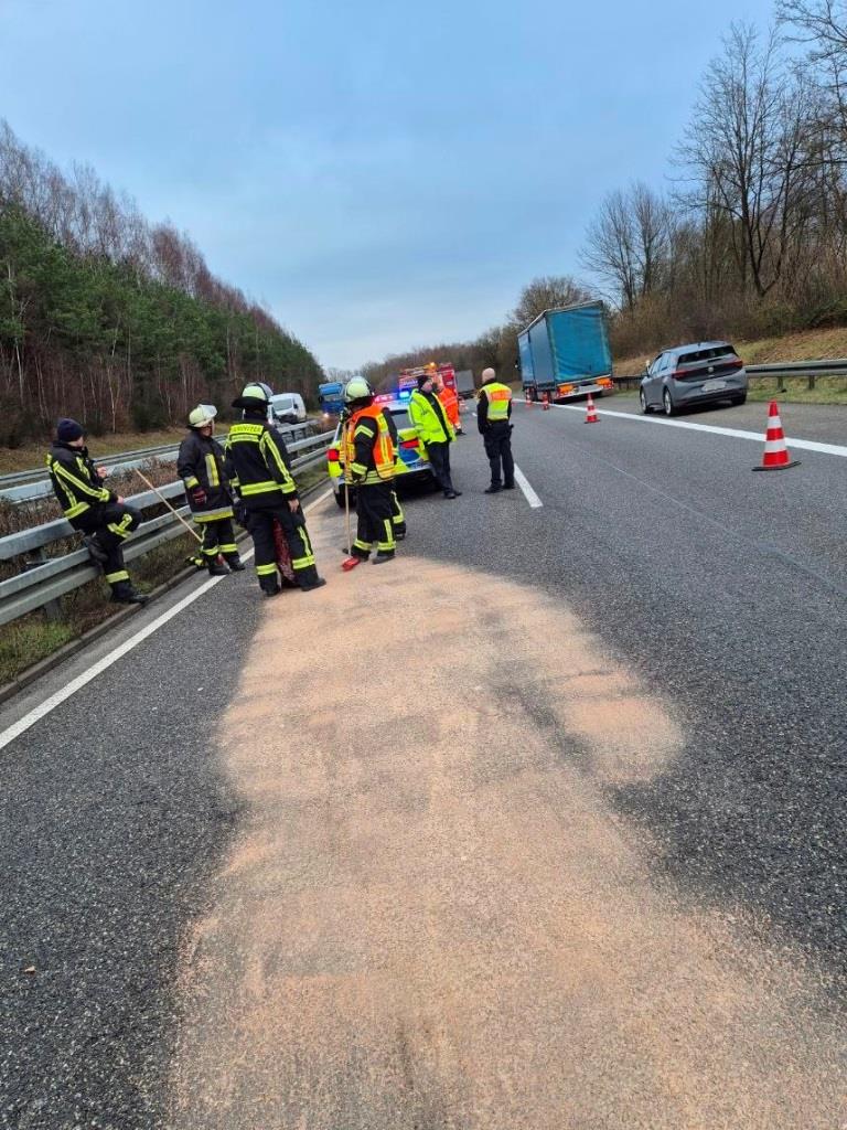 H Betriebsmittelauslauf nach VU A66 2024 027