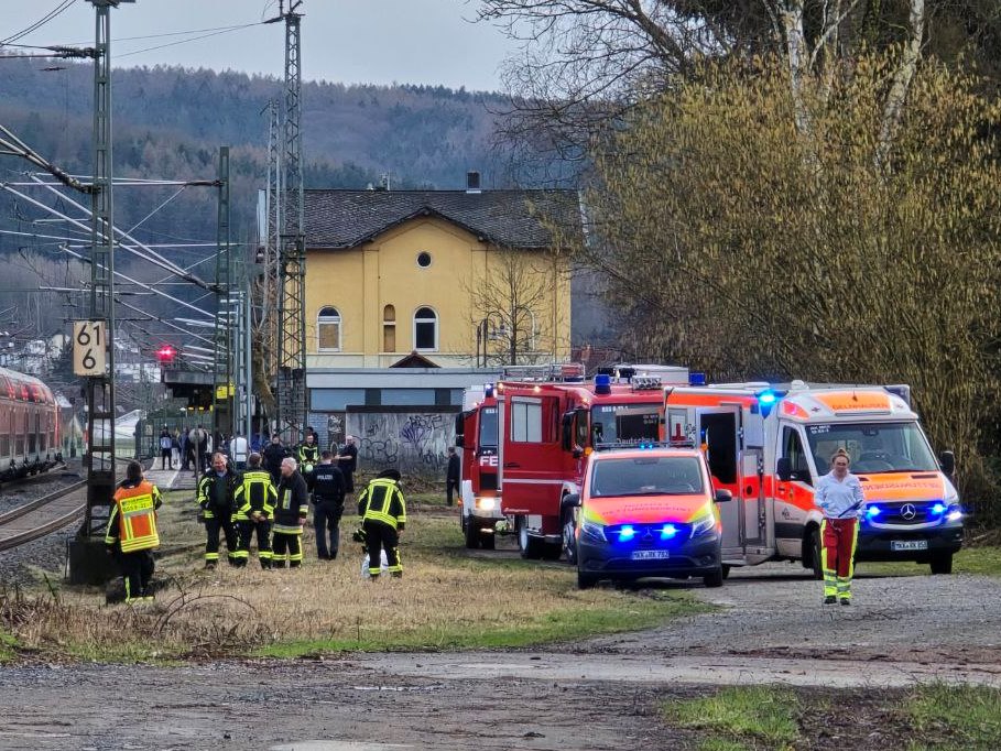 H 1 Y Unterstuetzung RD Tragehilfe 2024 008