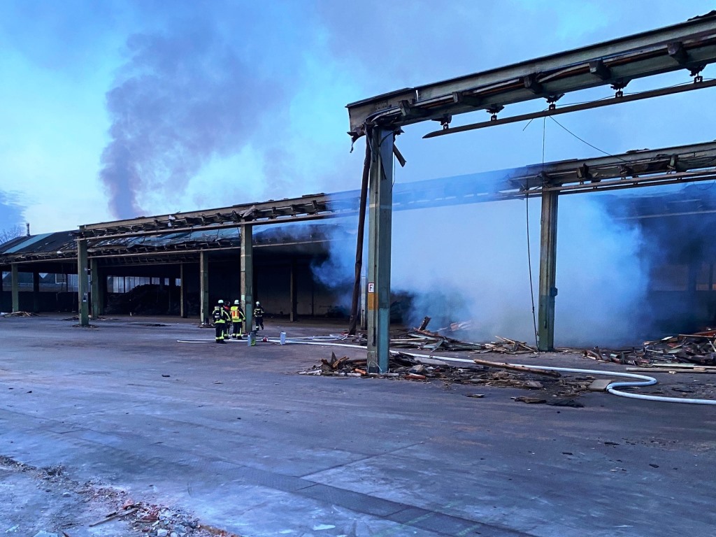 F 2 Brand Industriebetrieb 2025 030