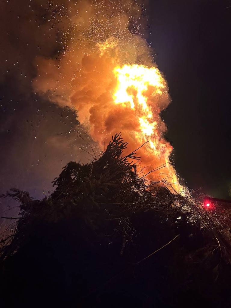 FF Ahl BSD Hutzelfeuer 2025 010