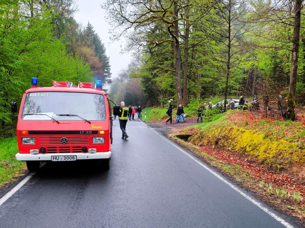 2025 04 18 FF Alsberg Absicherung Familienkreuzweg 2025 004
