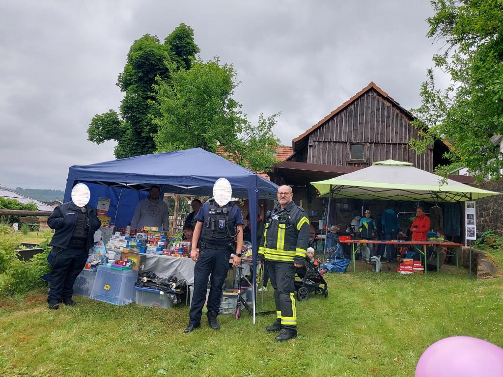 2025 05 25 Absicherung Dorfflohmarkt Ahl 2025 004