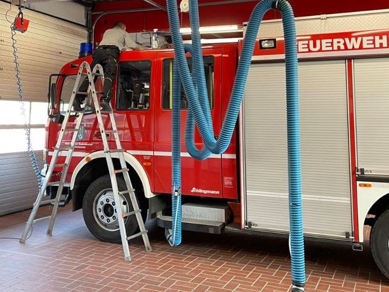 Fahrzeuge Dachbeklebung 2021 001