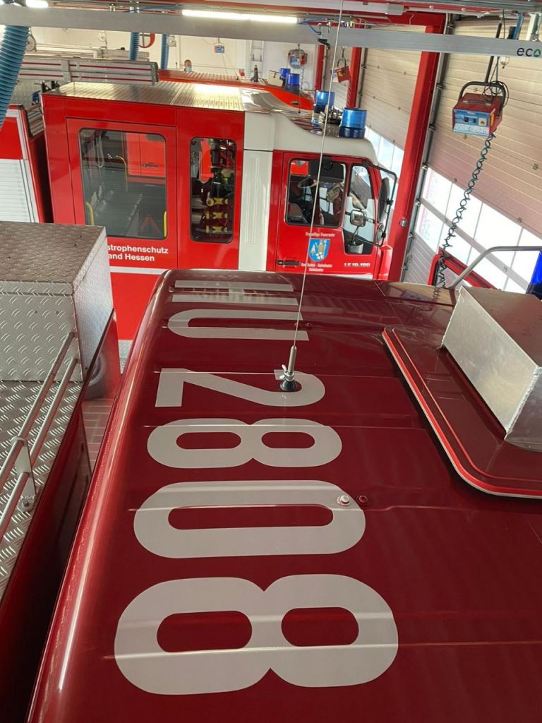 Fahrzeuge Dachbeklebung 2021 004