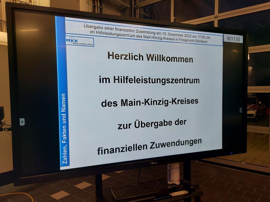 FF MKK Scheckuebergabe MTW Salmuenster 2023 002