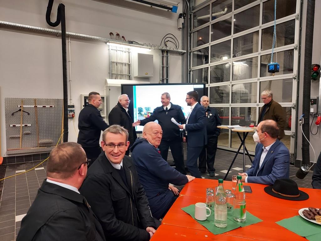 FF MKK Scheckuebergabe MTW Salmuenster 2023 006