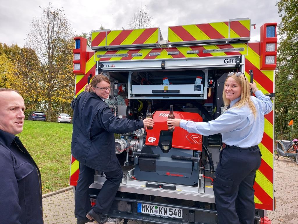 Einweihung Feuerwehrhaus und TSF W Katholisch Willenroth 2022 028
