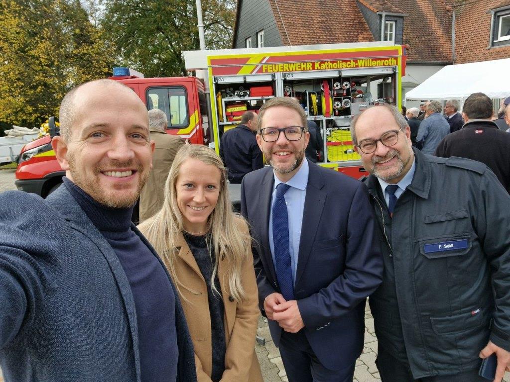 Einweihung Feuerwehrhaus und TSF W Katholisch Willenroth 2022 042