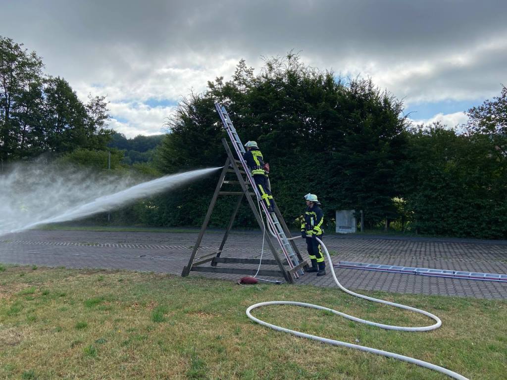 HFLUe 2022 FF Mernes 2022 007