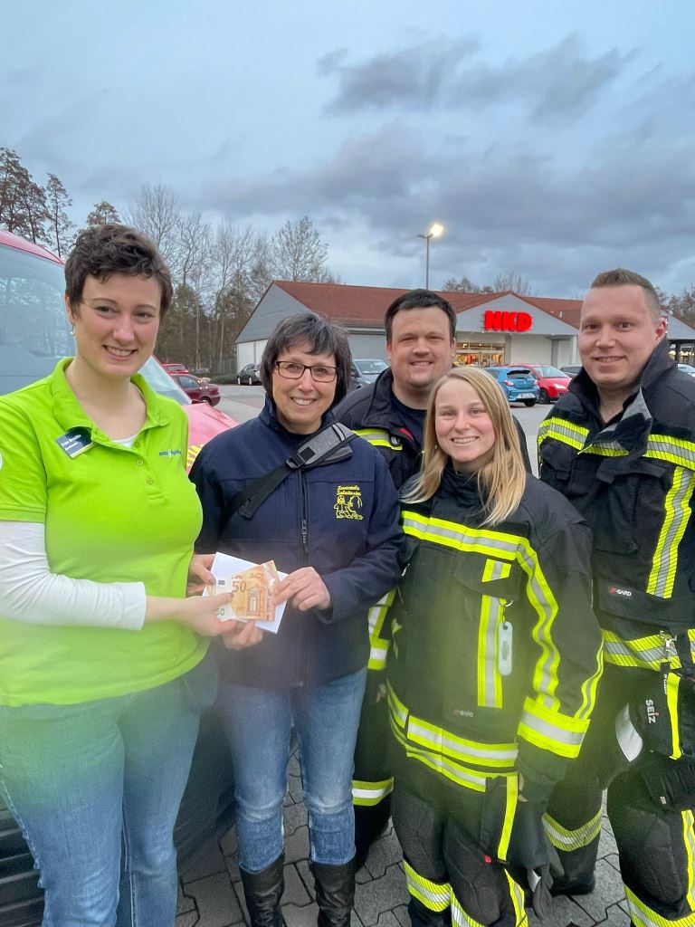 JF Salmuenster Spende EasyApotheke 2024 002