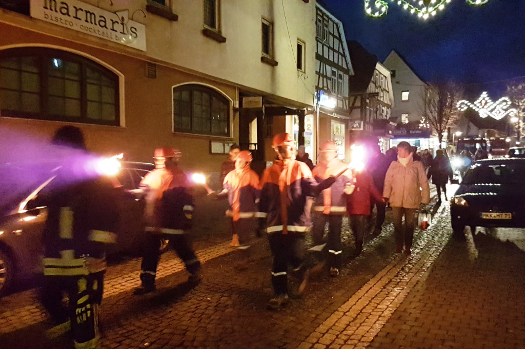 JF Salmuenster Friedenslicht 2017 006