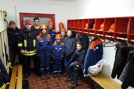JF Ahl Neue Garderobe 2017 002