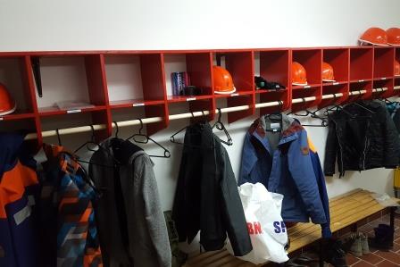 JF Ahl Neue Garderobe 2017 005