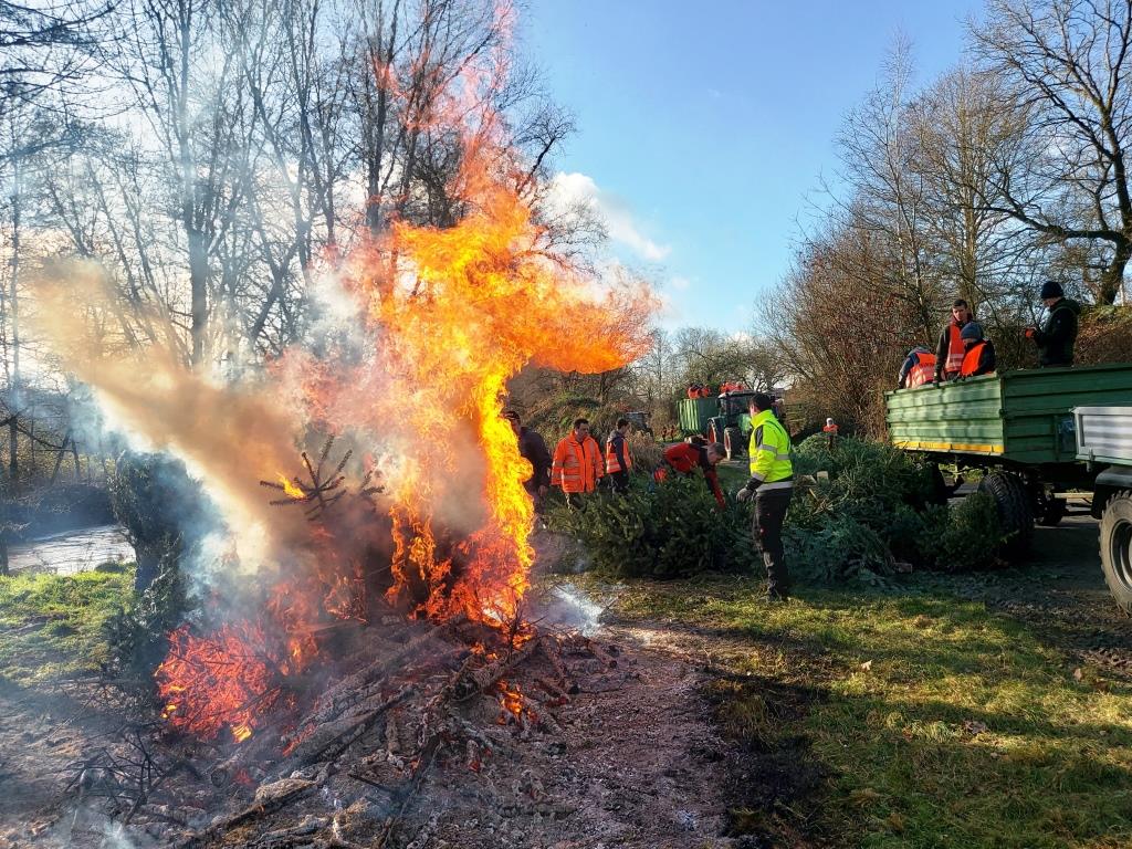 JF BSS Weihnachtsbaum Einsammeln 2025 003